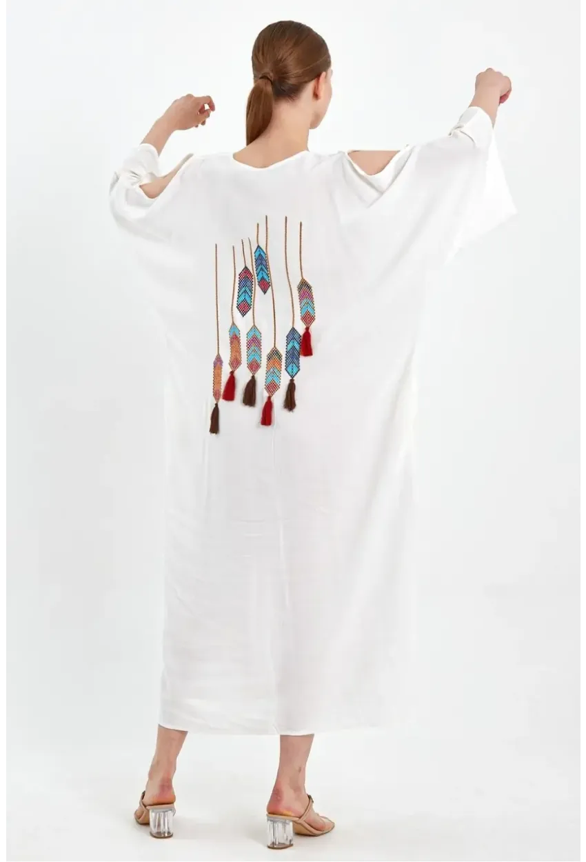 Beyaz Sırt Etnik Nakışlı Maxi Boy Gömlek Elbise