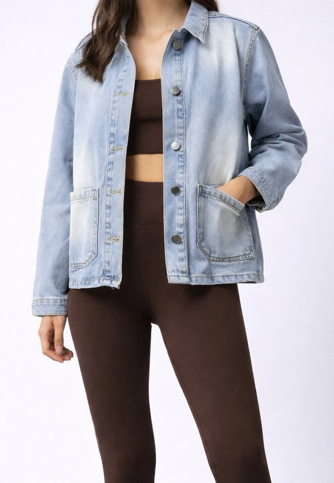 Cepli Düğmeli Açık Mavi Denim Ceket