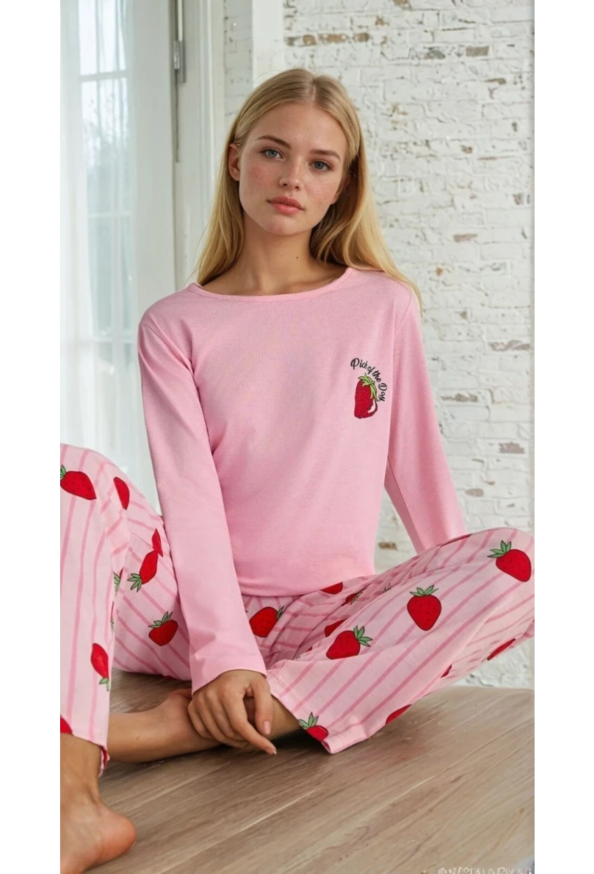 Çilek Baskılı Uzun Kollu Pijama Takımı