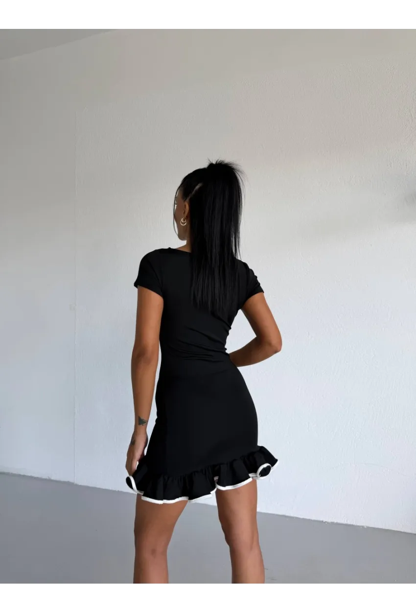 Dalgıç Kumaş Biyeli Elbise Siyah