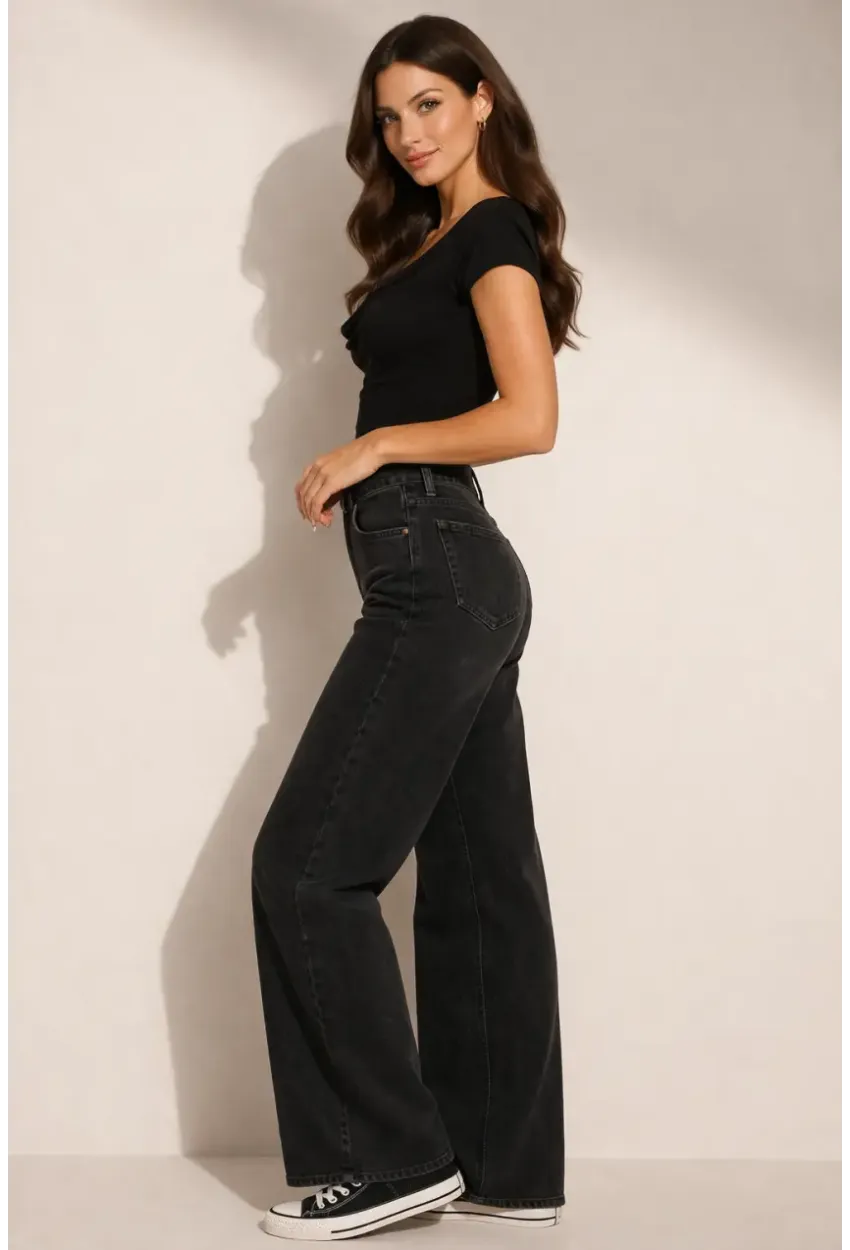 Degaje Yaka Modal Kumaş Bluz – Yumuşak Dokulu, Şık ve Rahat