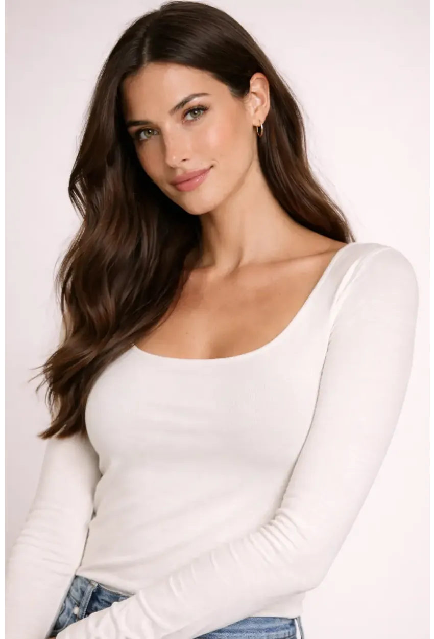 Ekru Kare Yaka Uzun Kollu Basic Bluz – Esnek Kumaş Günlük Şık Kadın Bluz