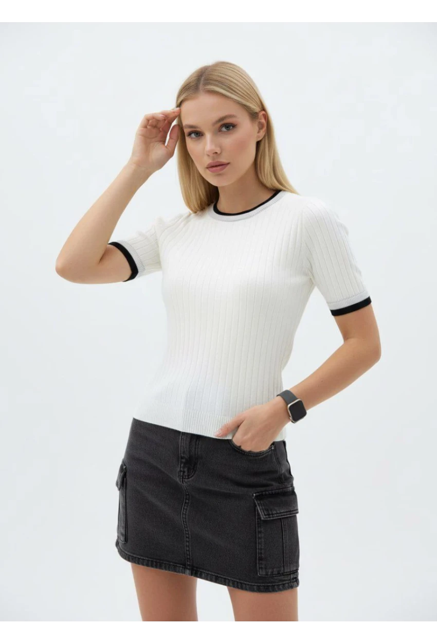 Fitilli Kısa Kollu Biyeli Triko Bluz Beyaz