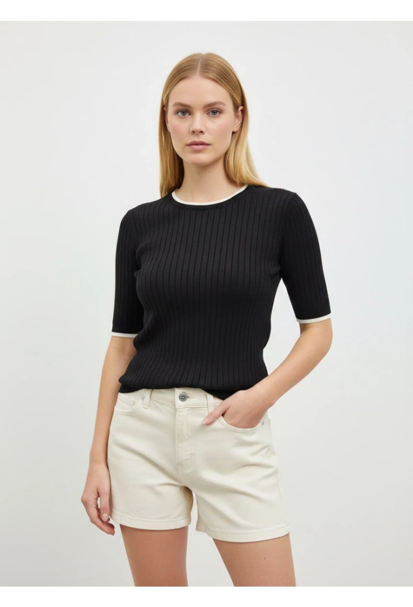 Fitilli Kısa Kollu Biyeli Triko Bluz Siyah
