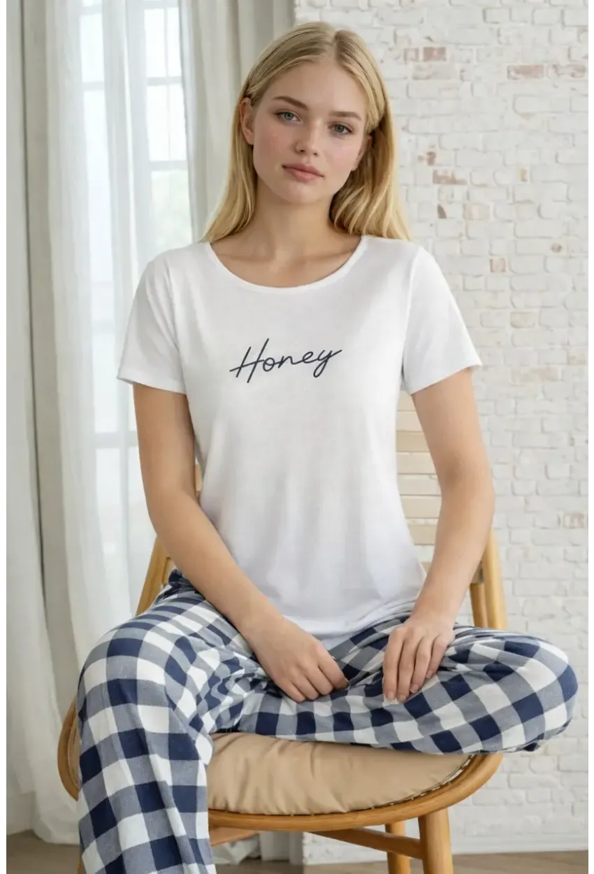 Honey Baskılı Ekose Uzun Alt Kadın Pijama Takımı – Lacivert Rahat Seri