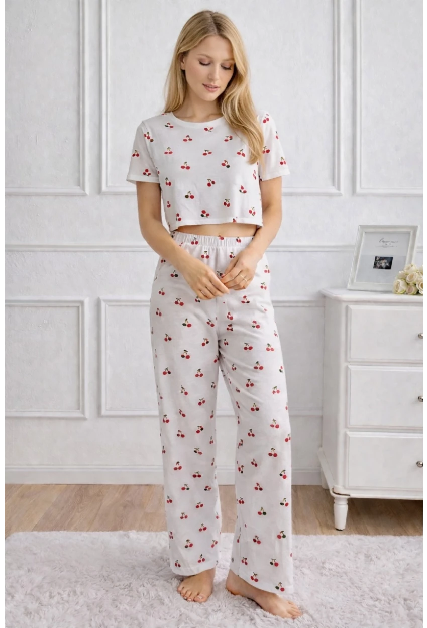 Kadın Beyaz Kiraz Desenli Alt Üst Pijama Takımı - Ev Giyimi