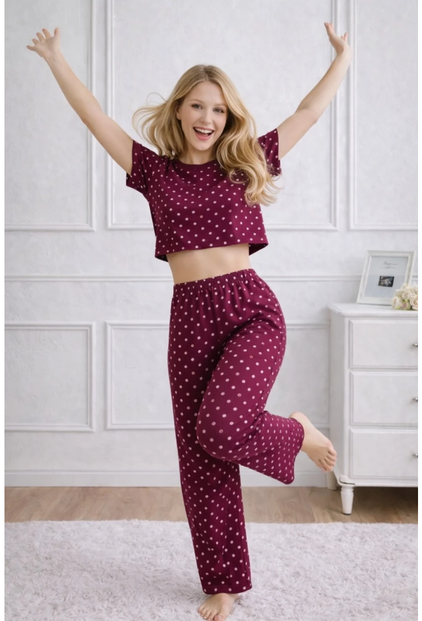 Kadın Bordo Puantiye Desenli Alt Üst Pijama Takımı - Ev Giyimi