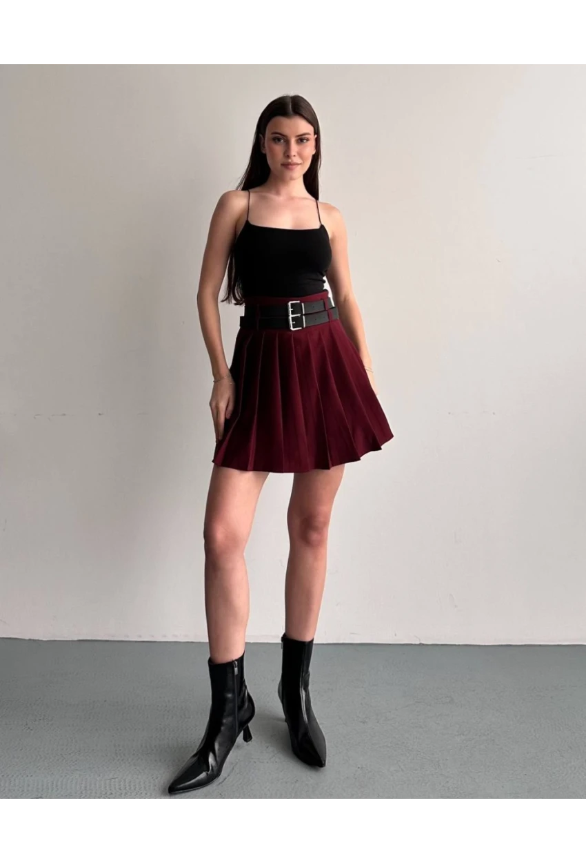 Kadın Çift Kemerli Şortlu Pileli Etek Bordo