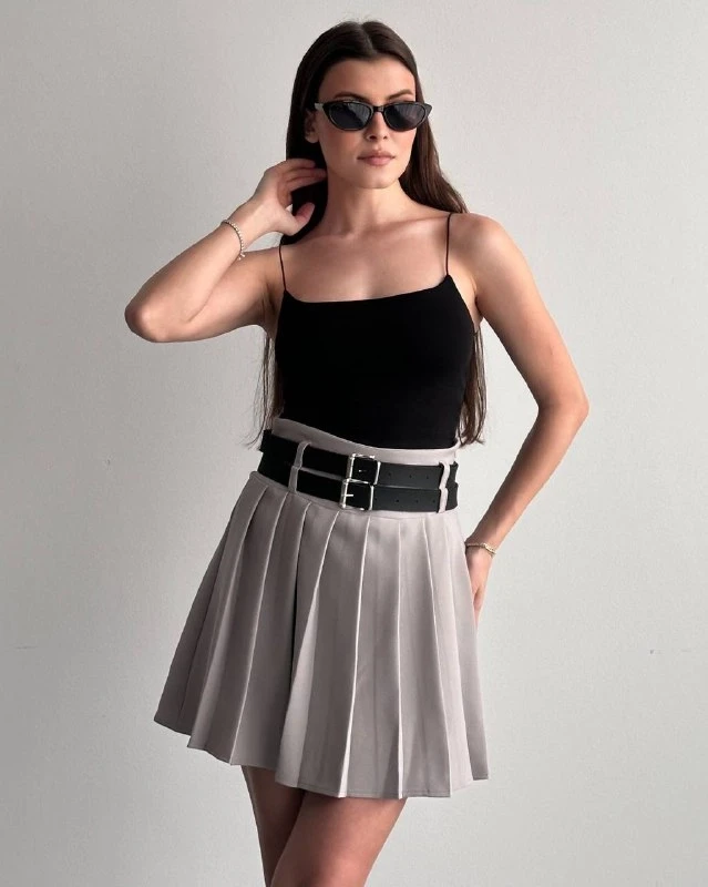 Kadın Çift Kemerli Şortlu Pileli Etek Krem