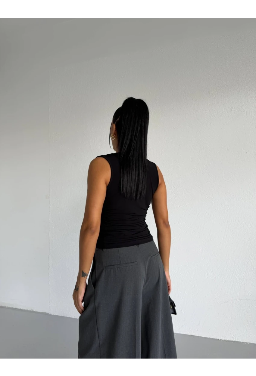 Kadın Degaje Yaka Kolsuz Bluz Siyah