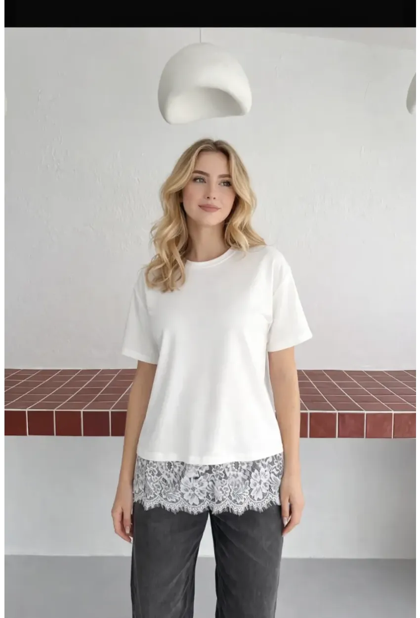 Kadın Eteği Dantel Detay T-shirt Beyaz
