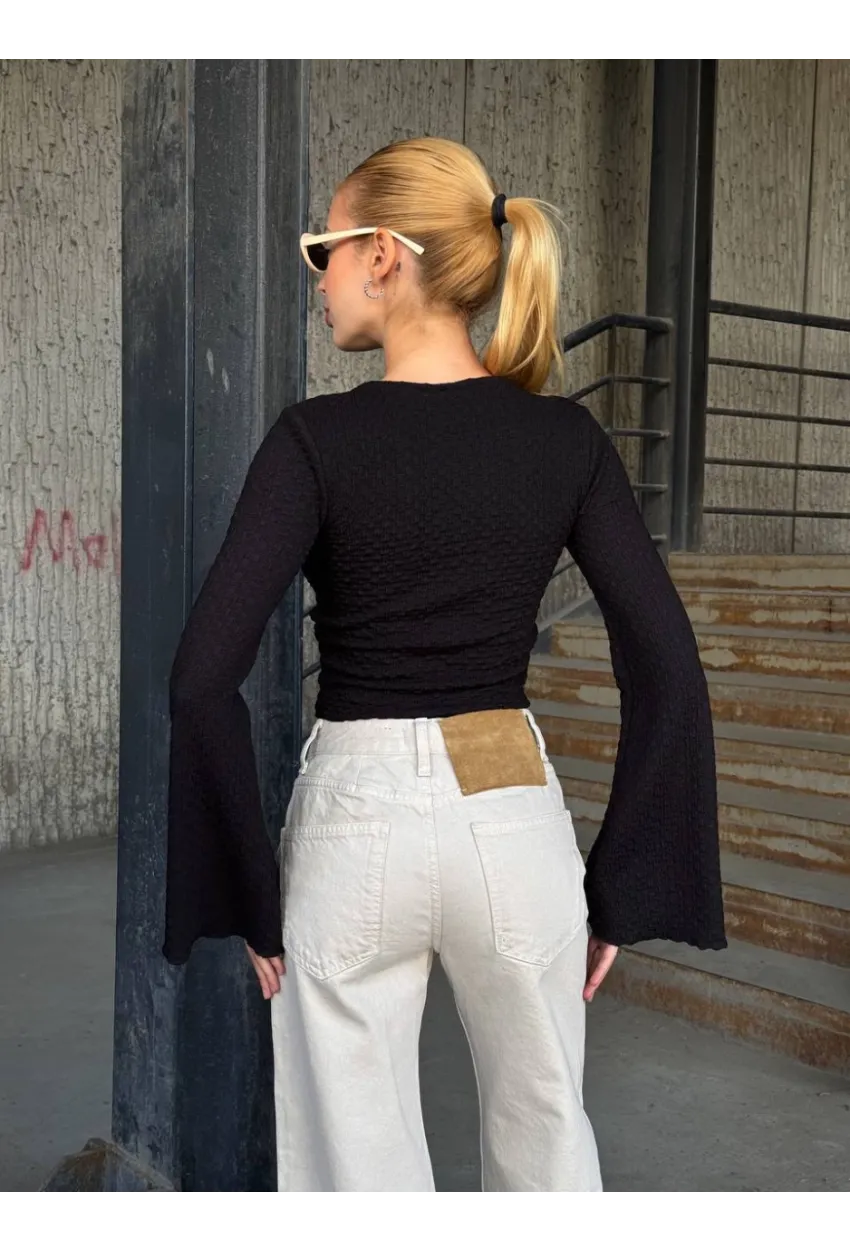 Kadın Göğüs Halka Aksesuar Detaylı Bluz