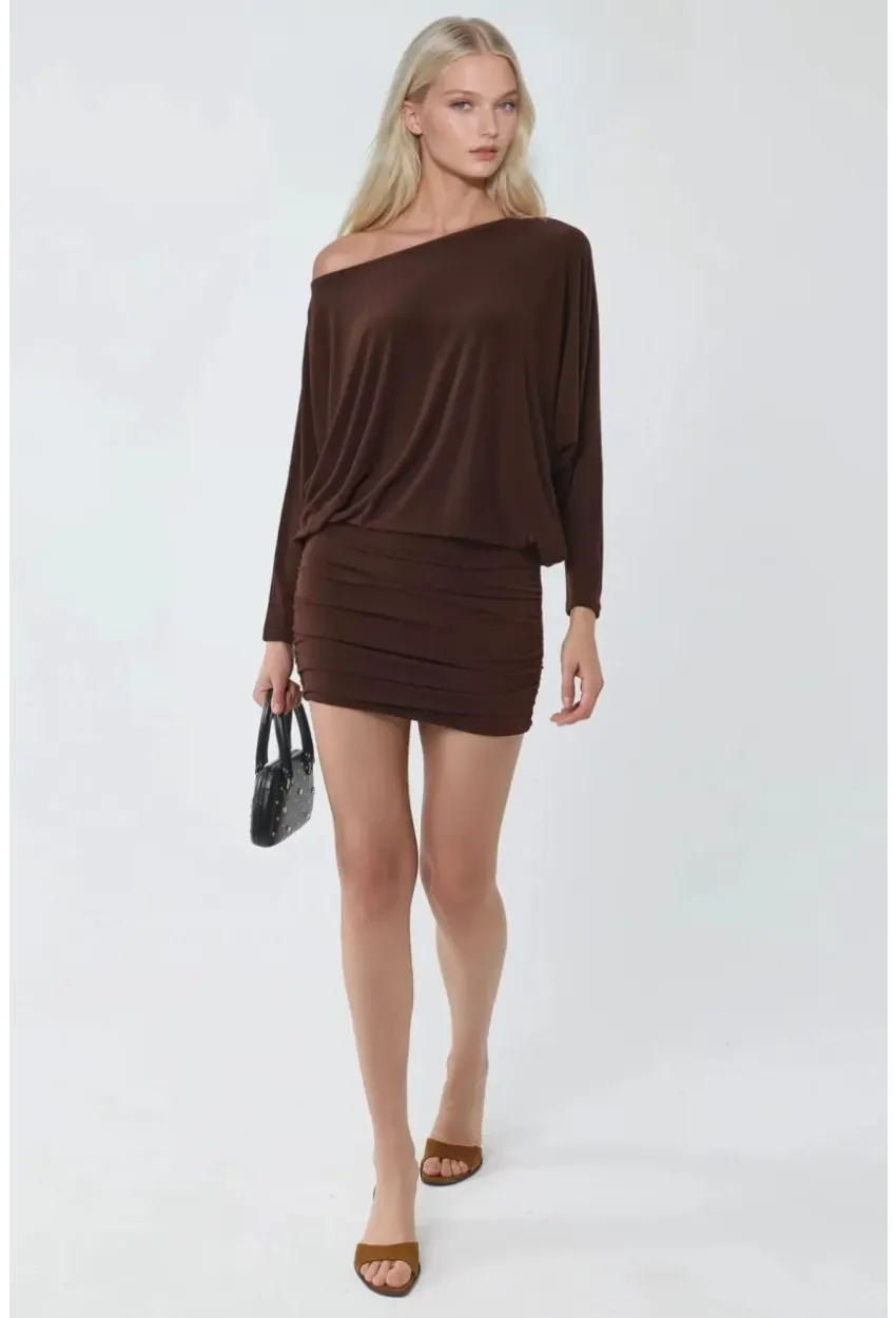 Kadın Kahve Tek Omuz Yarasa Kol Drapeli Mini Elbise