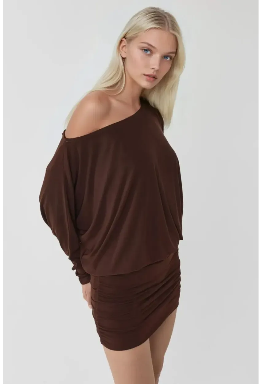 Kadın Kahve Tek Omuz Yarasa Kol Drapeli Mini Elbise