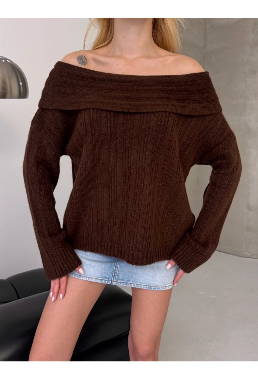 Kadın Madonna Yaka Triko Kahve