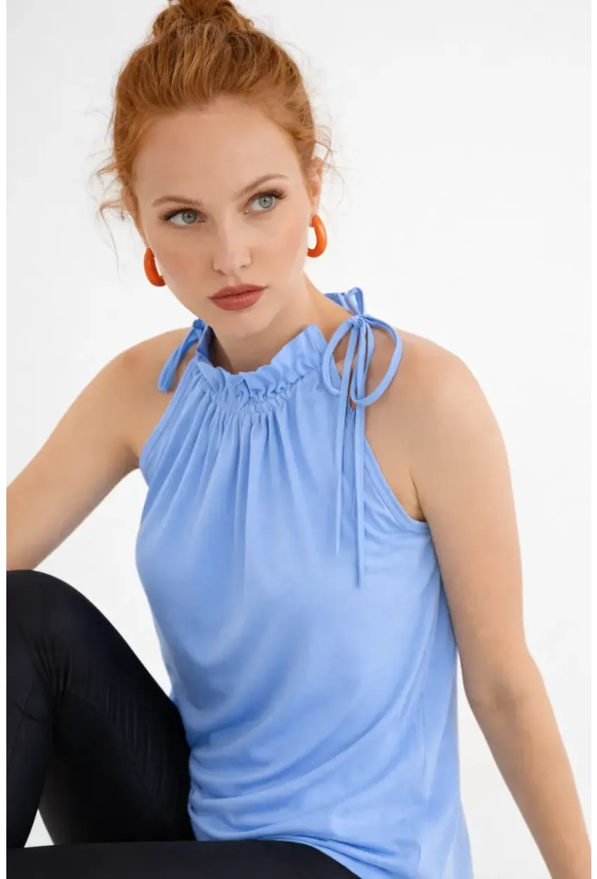 Kadın Mavi Yakası Fırfırlı Kolsuz Bluz BTH01