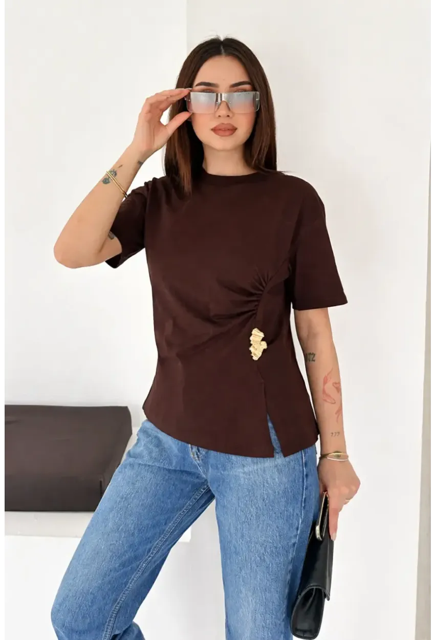 Kadın Metal Detaylı Drapeli Bluz Kahve