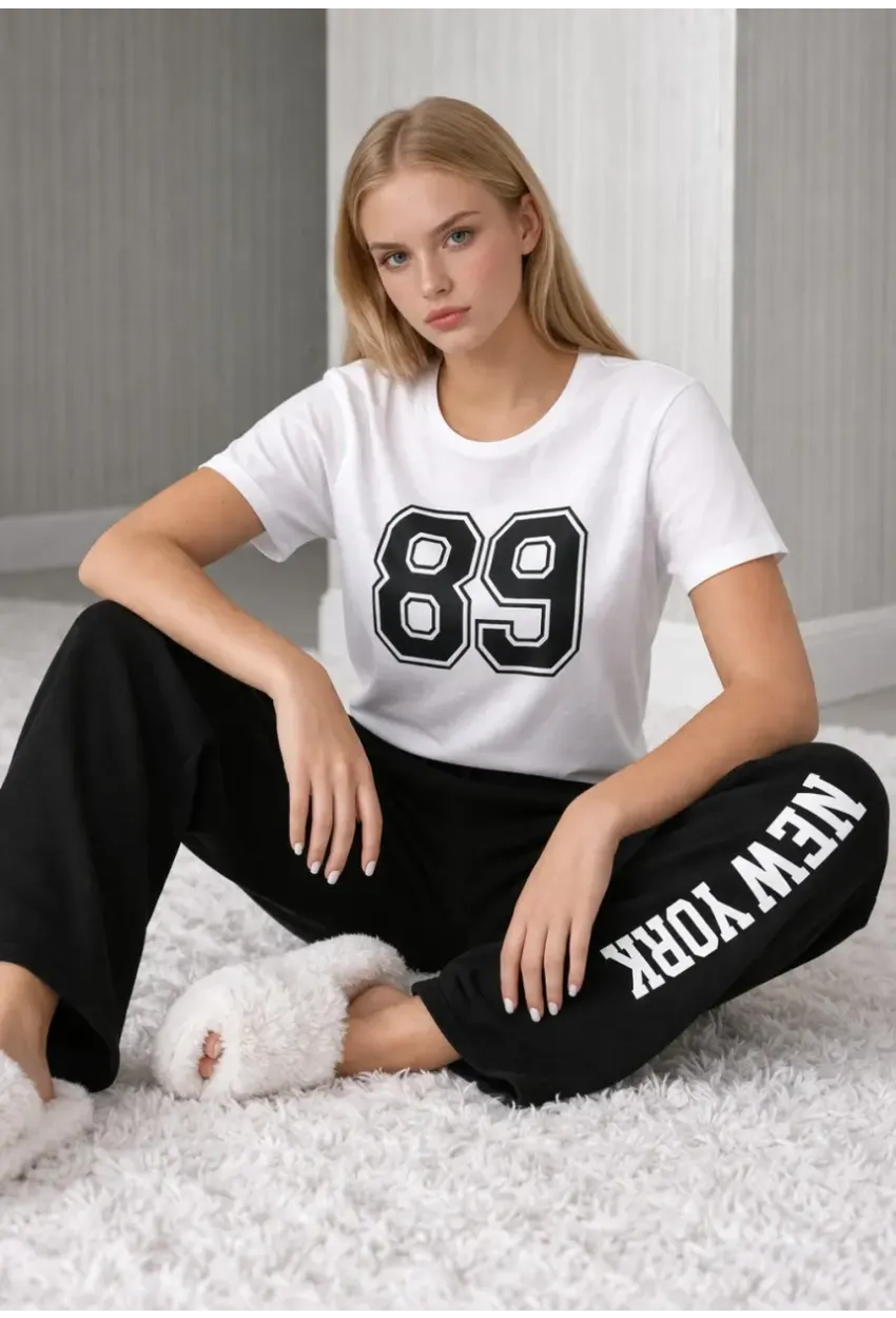 Kadın New York Baskılı Alt Üst Pijama Takımı