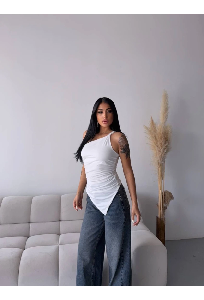 Kadın Omuz Detay Tasarım Bluz Beyaz