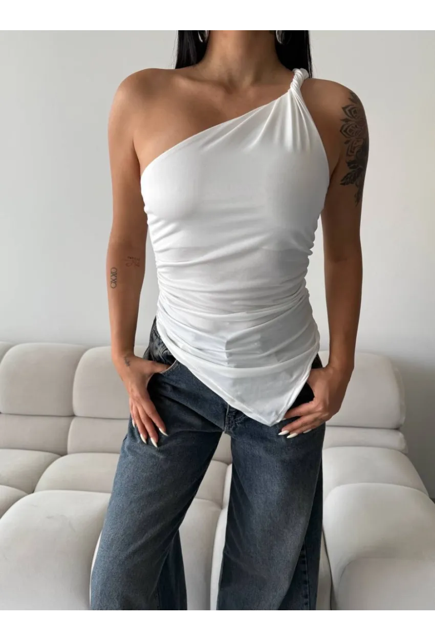 Kadın Omuz Detay Tasarım Bluz Beyaz