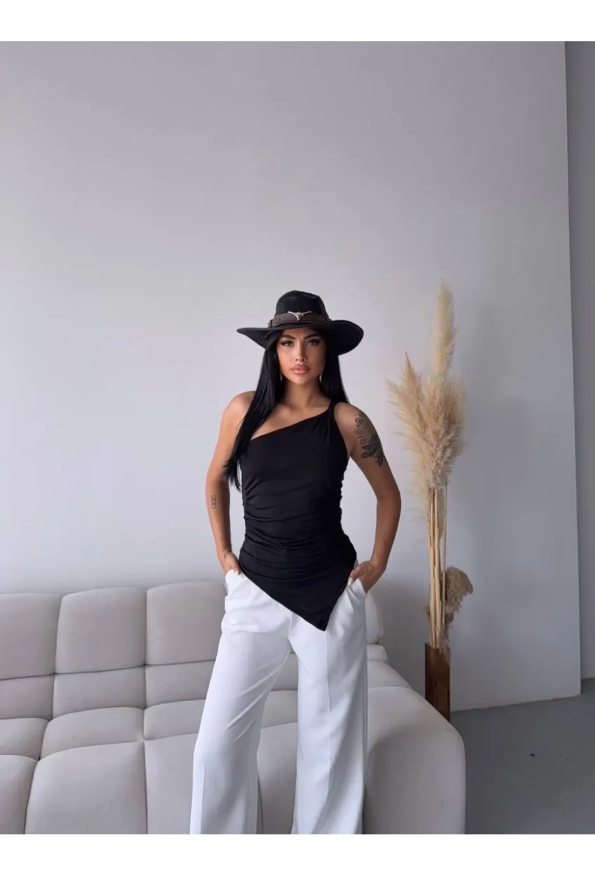 Kadın Omuz Detay Tasarım Bluz Siyah