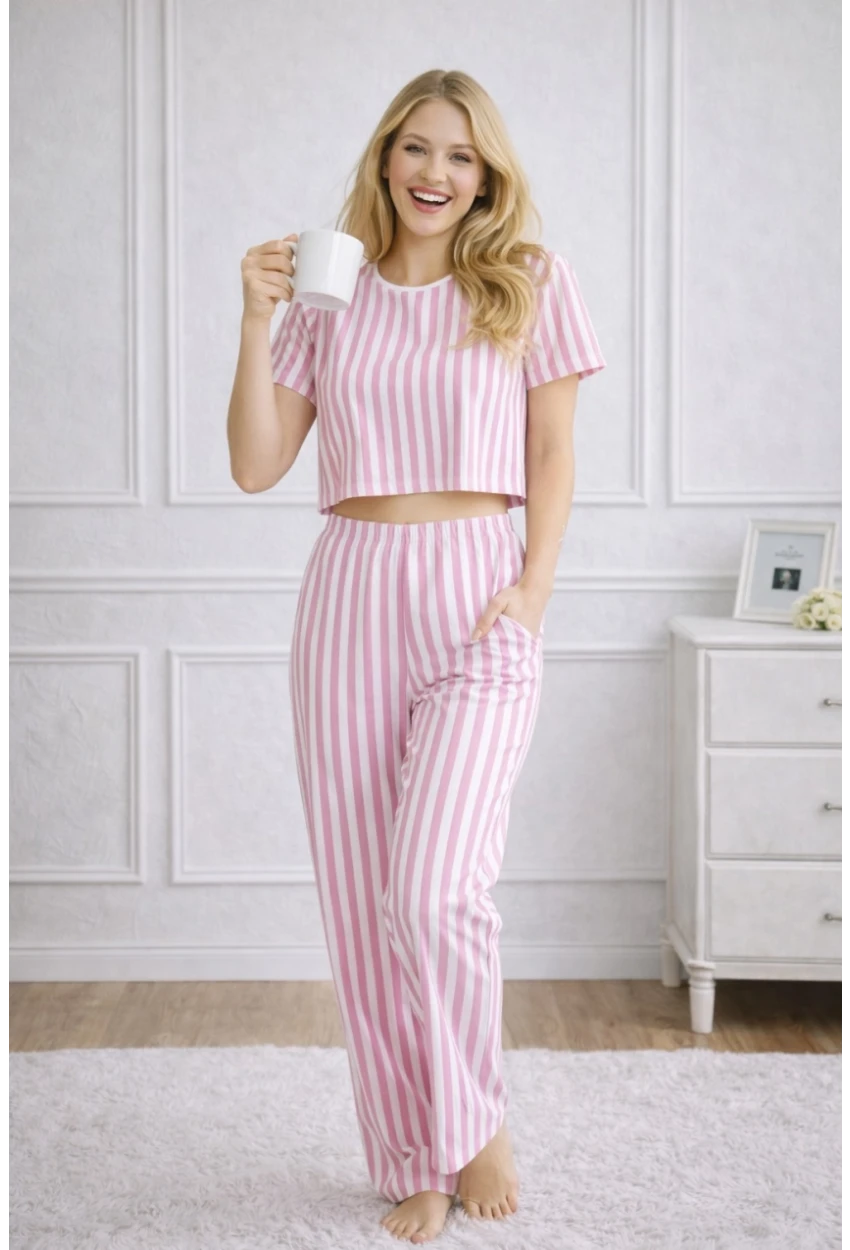 Kadın Pembe Çizgili Crop Üst ve Alt Pijama Takımı