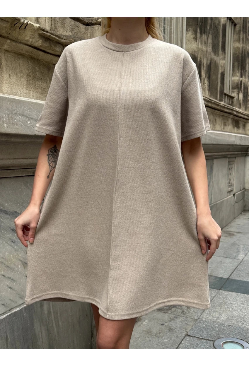 Kadın Rahat Kesim Soft Kısa Elbise Bej