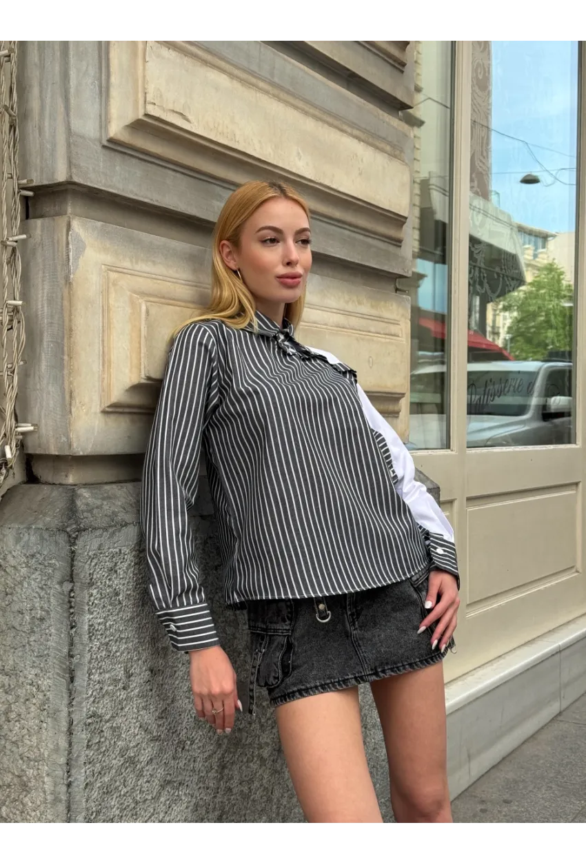 Kadın Siyah Çizgili Kol Asimetrik Düğme Detaylı Gömlek