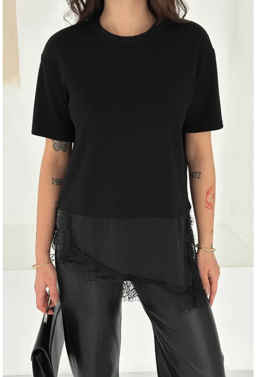 Kadın Siyah Dantel Detaylı T-Shirt