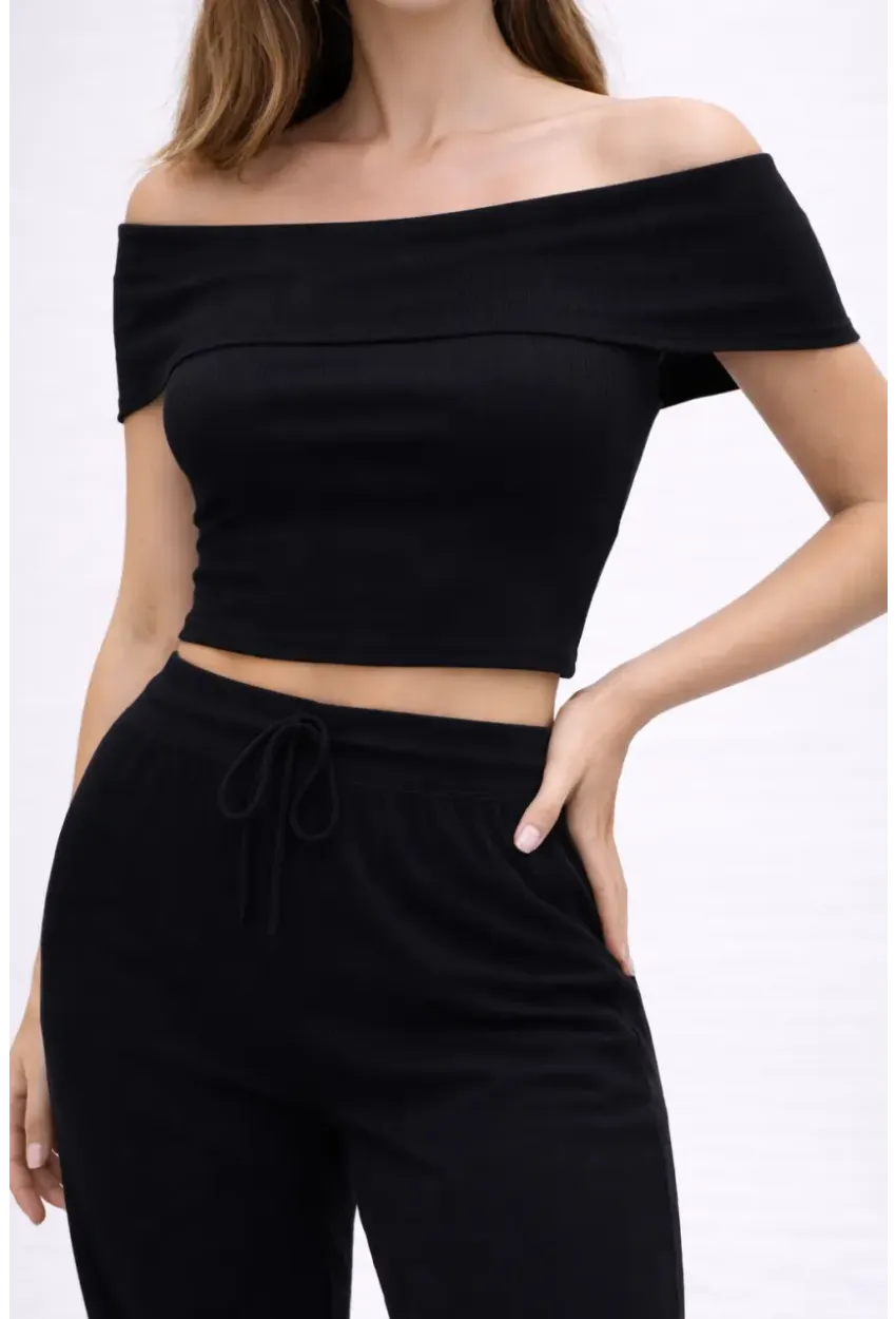 Kadın Siyah Madonna Yaka Bluz Bol Paça Pantolon Alt Üst Takım