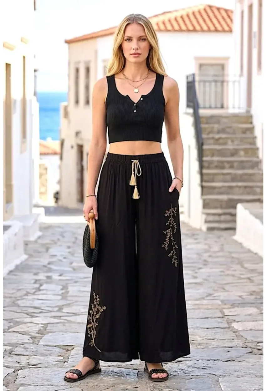 Kadın Siyah Nakışlı Bol Paça Pantolon