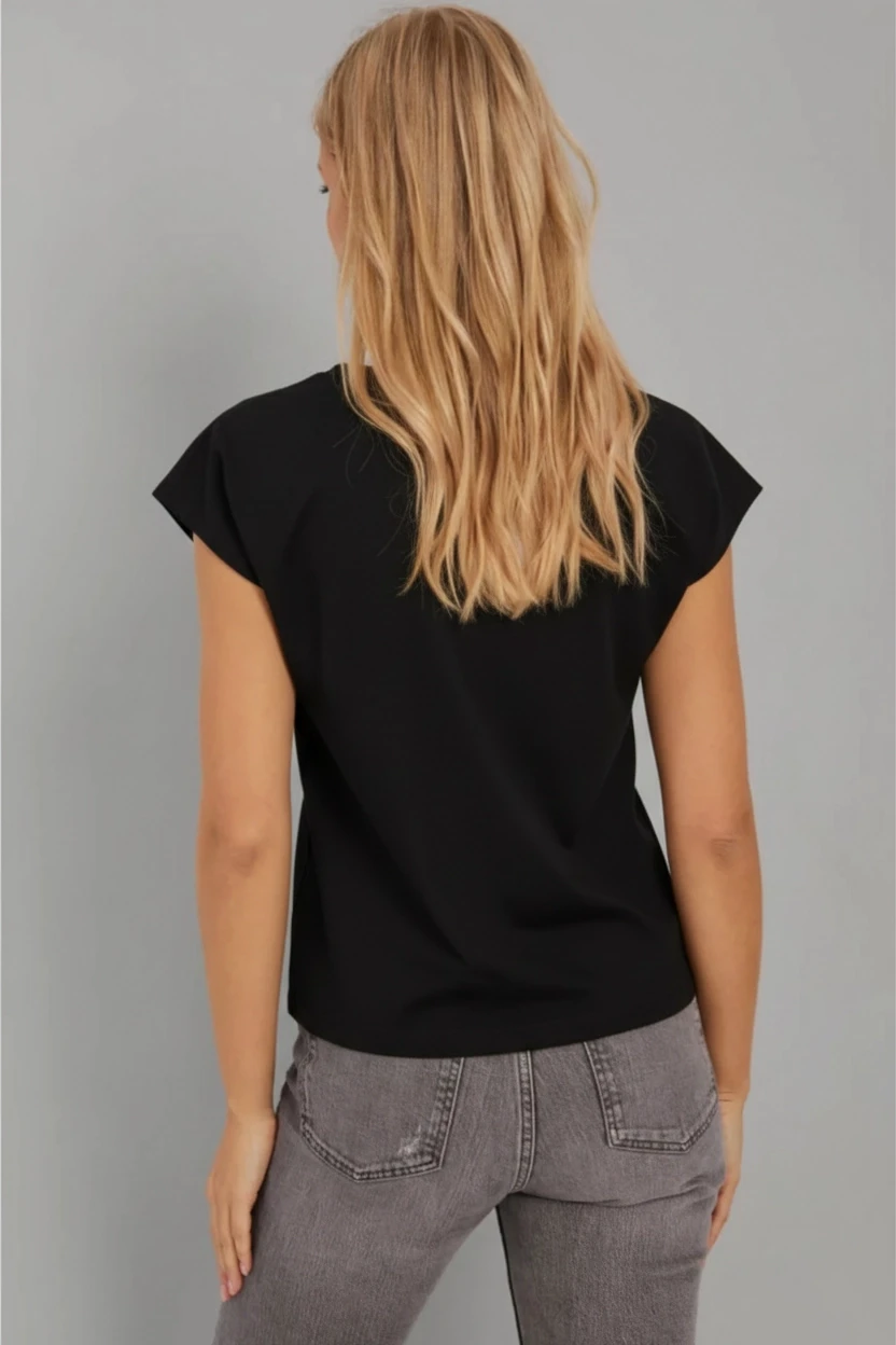 Kadın Siyah V Yaka Bluz EY2742