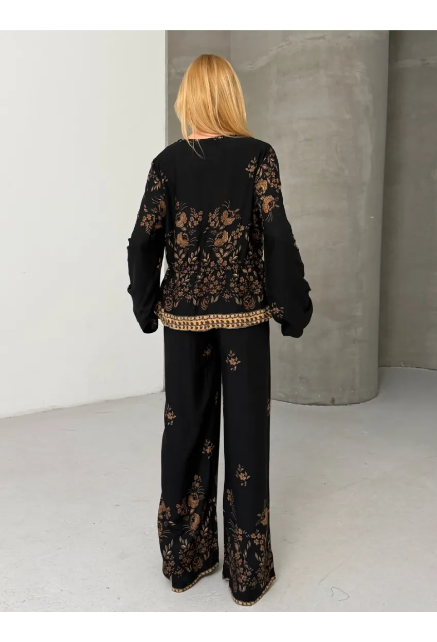 Kadın Viskon Kumaş Desenli V Yaka Kuşaklı Alt Üst Takım Siyah