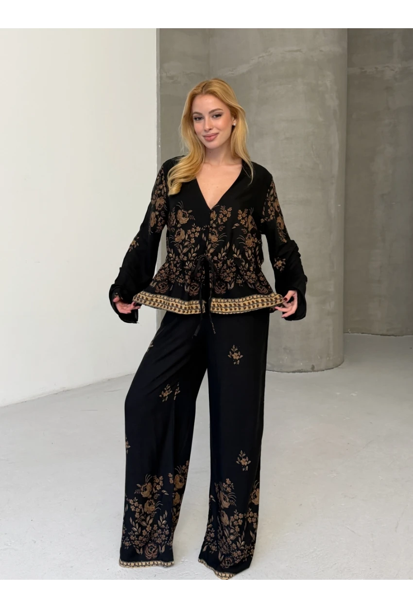 Kadın Viskon Kumaş Desenli V Yaka Kuşaklı Alt Üst Takım Siyah