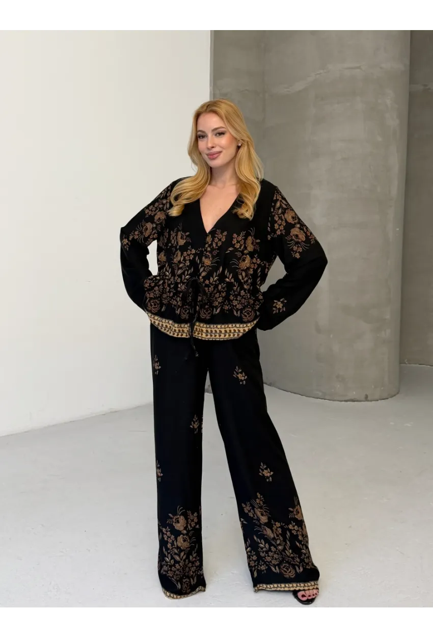 Kadın Viskon Kumaş Desenli V Yaka Kuşaklı Alt Üst Takım Siyah