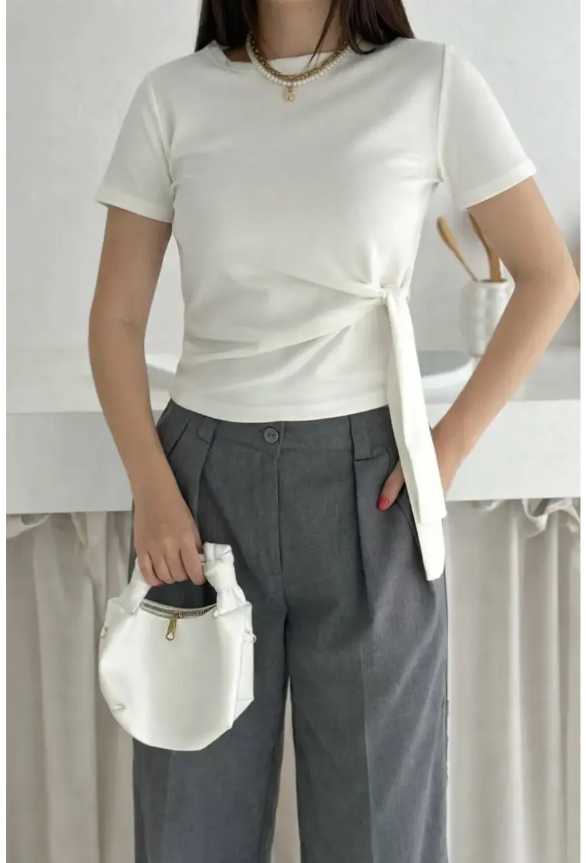 Kadın Yandan Bağlama Detaylı Bluz Ekru
