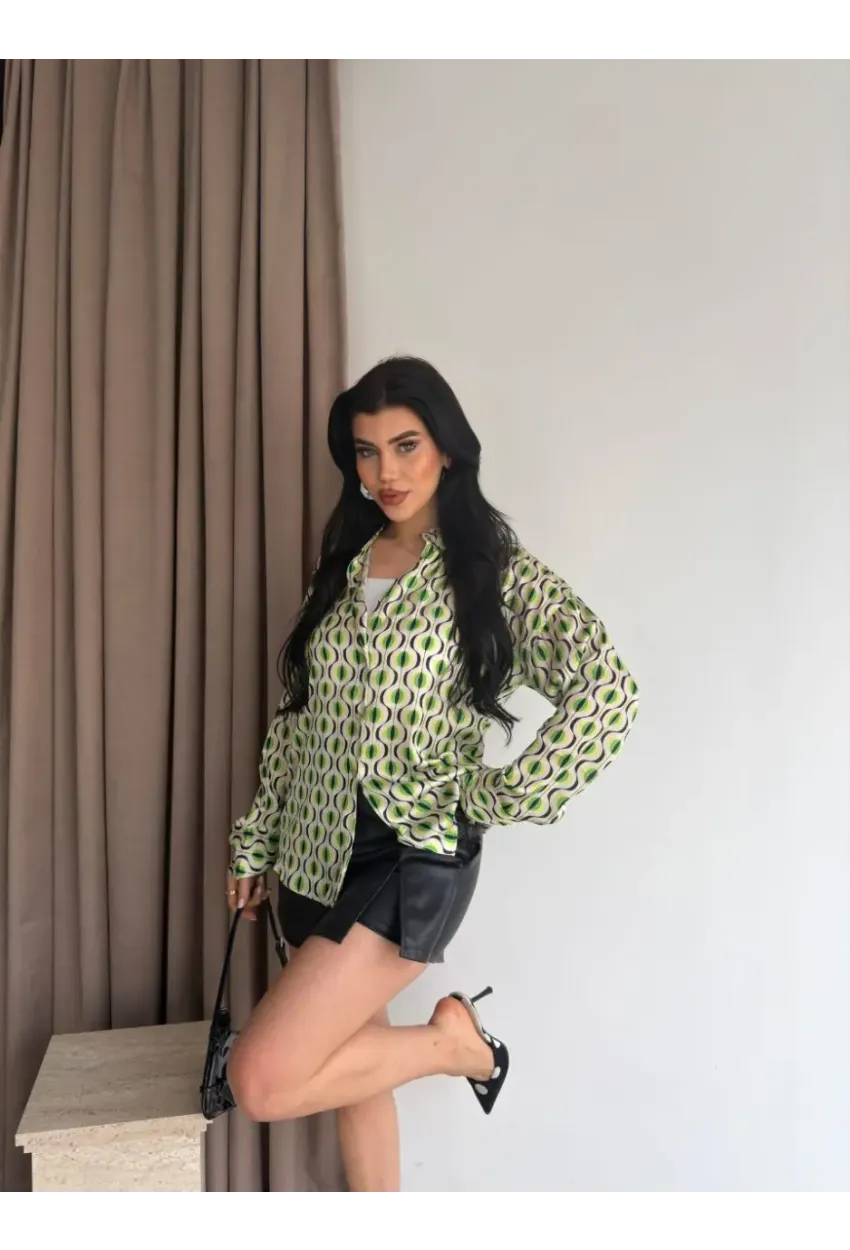 Kadın Yeşil Desenli Saten Gömlek