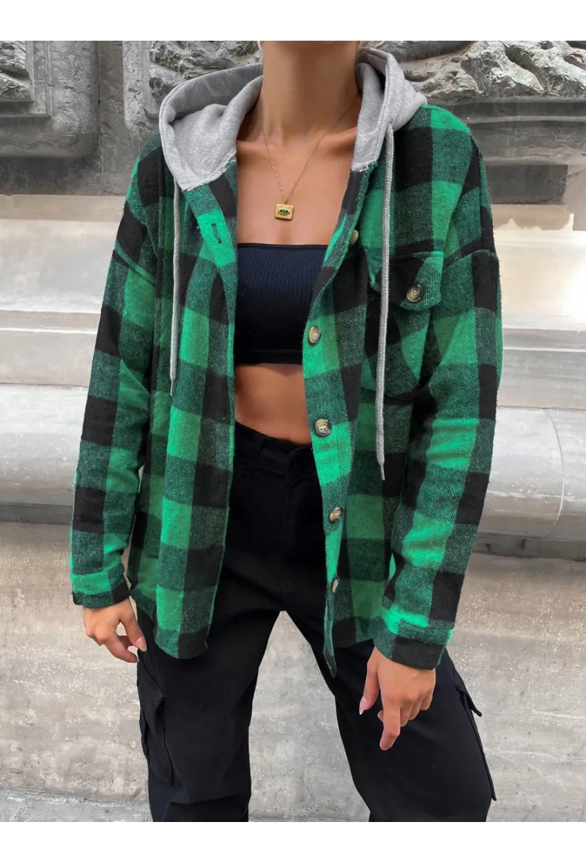 Kadın Yeşil Kapüşonlu Oversize Cepli Düğmeli Ekose Gömlek Ceket