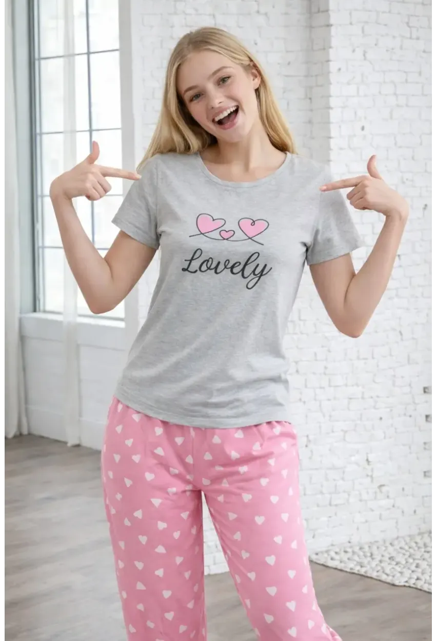 Kalp Desenli “Lovely” Baskılı Pamuklu Kadın Pijama Takımı