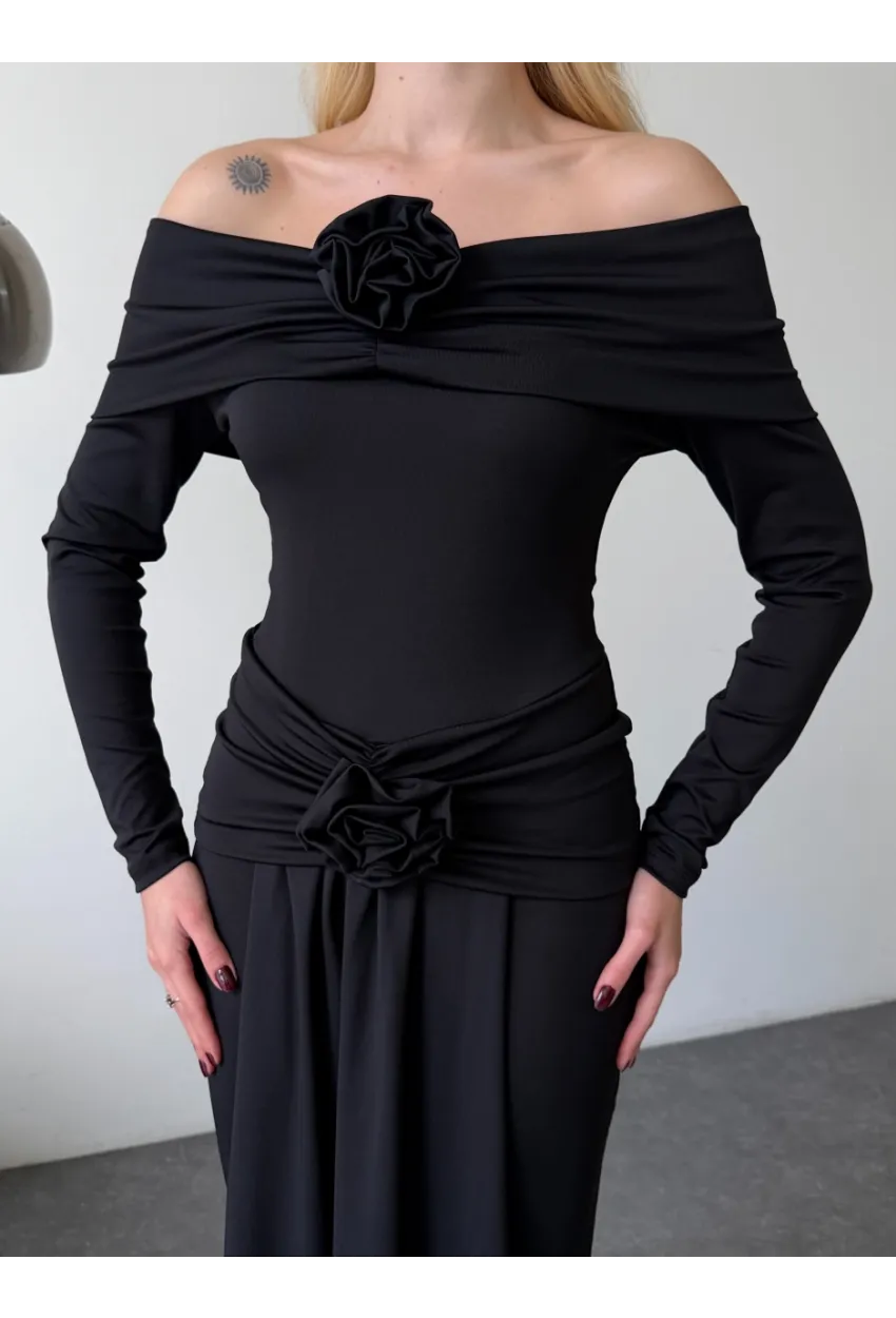 Likralı Modal Kumaş Çiçek Aksesuarlı Maxi Boy Elbise