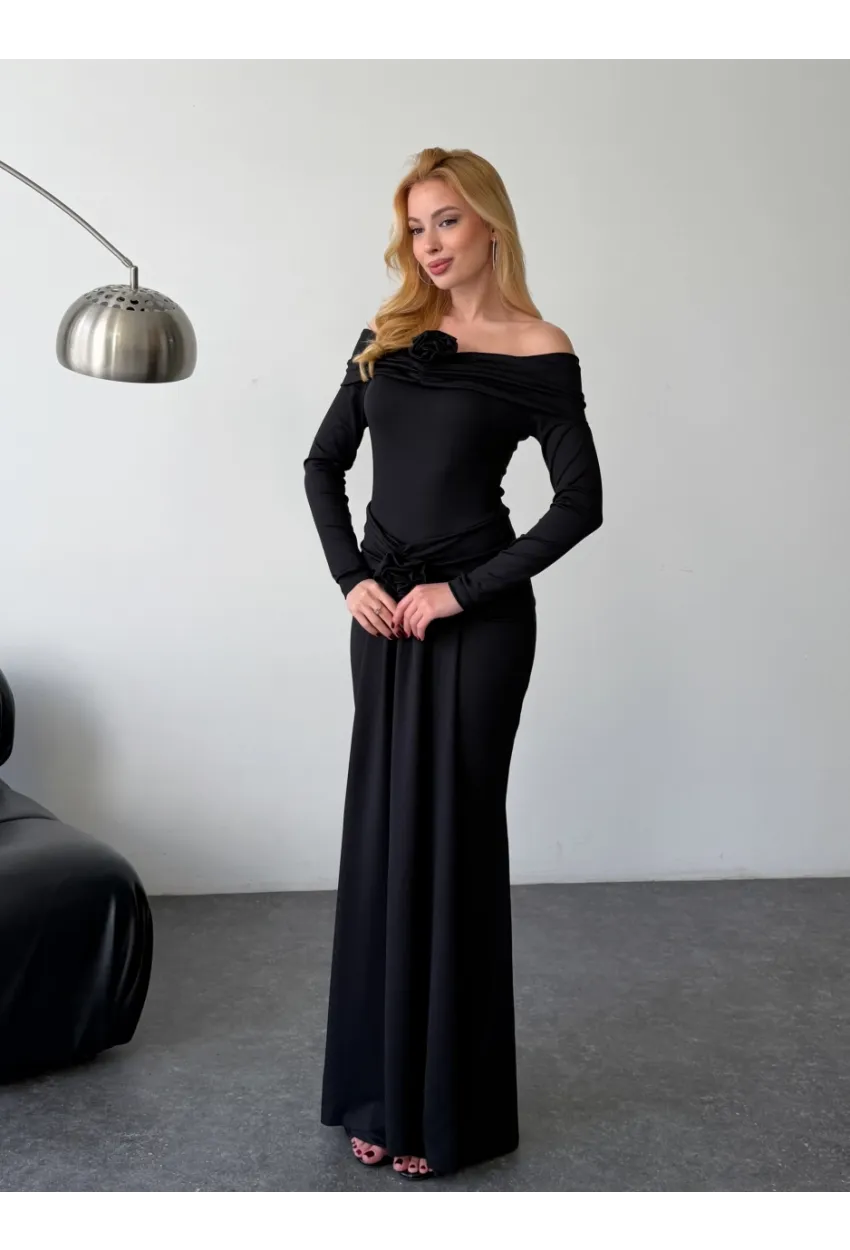 Likralı Modal Kumaş Çiçek Aksesuarlı Maxi Boy Elbise