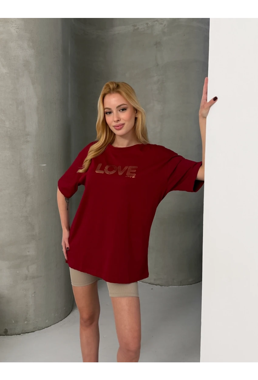 Love Baskılı Oversize Kadın Tişört – Kırmızı