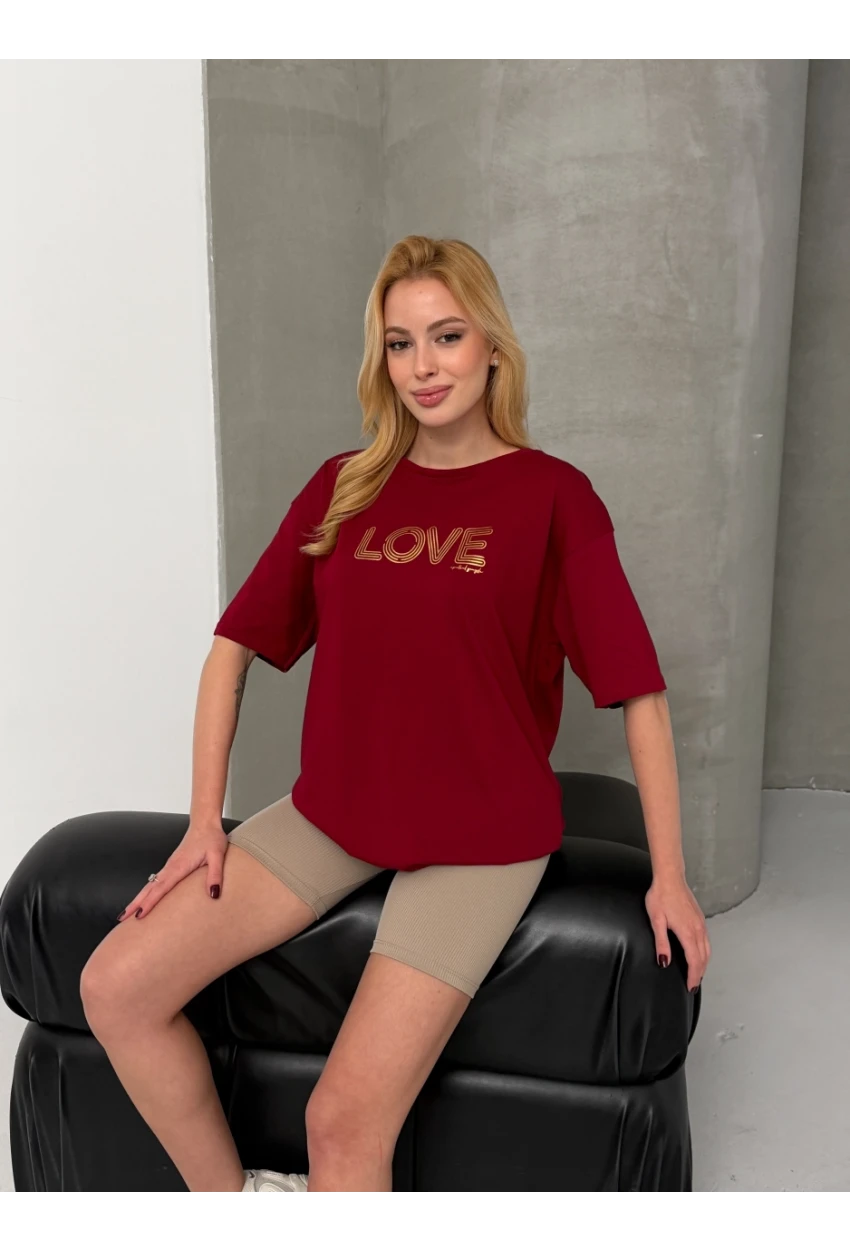 Love Baskılı Oversize Kadın Tişört – Kırmızı