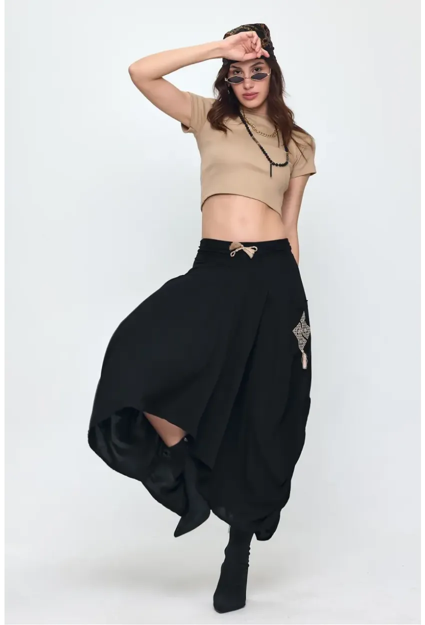 Nakış Detaylı Bağcıklı Cepli Şalvar Etek