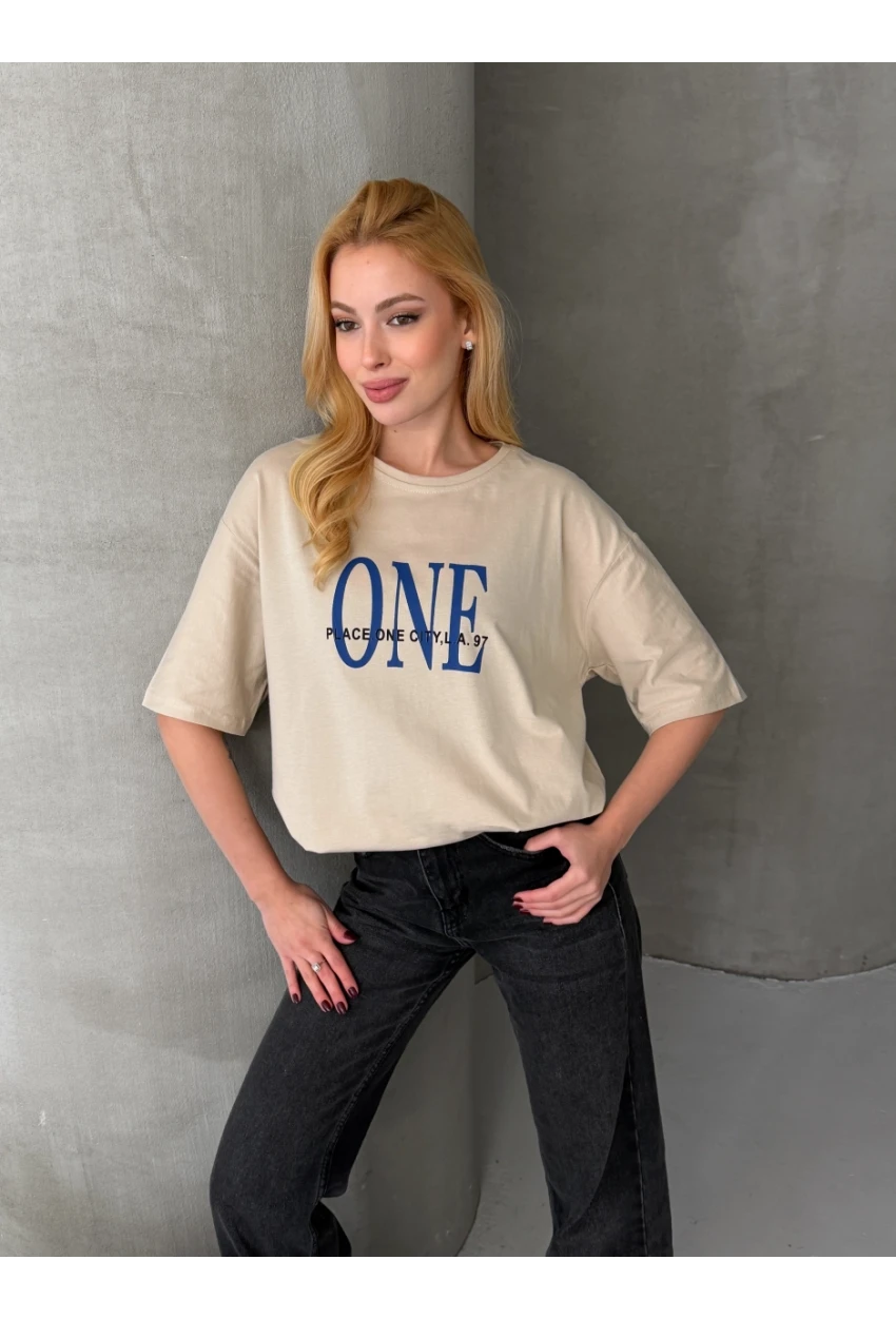 ONE Yazı Baskılı Oversize Kadın Tişört Bej