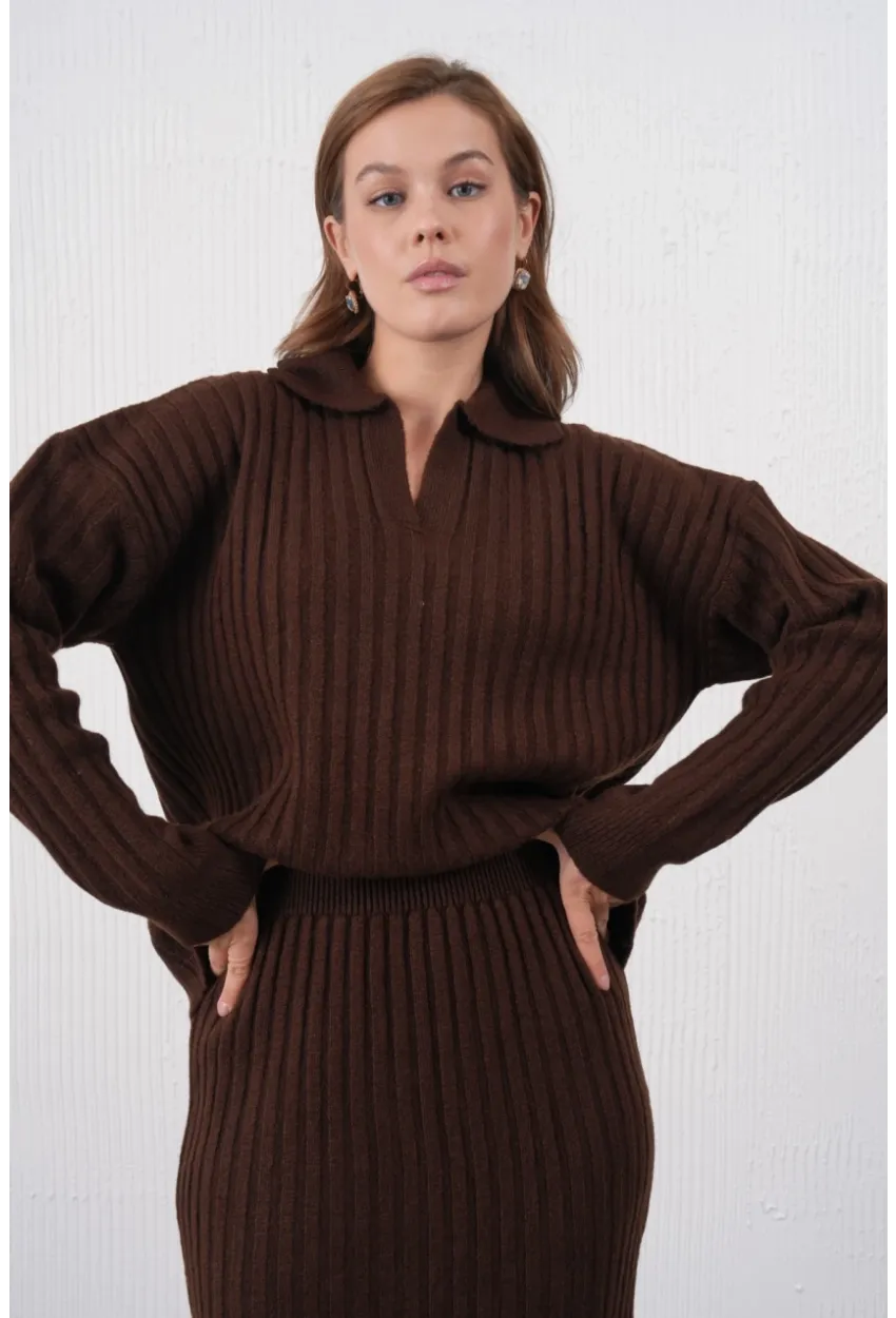 Polo Yaka Yarım Pat Örgü Detay Kazak Etek İkili Triko Takım