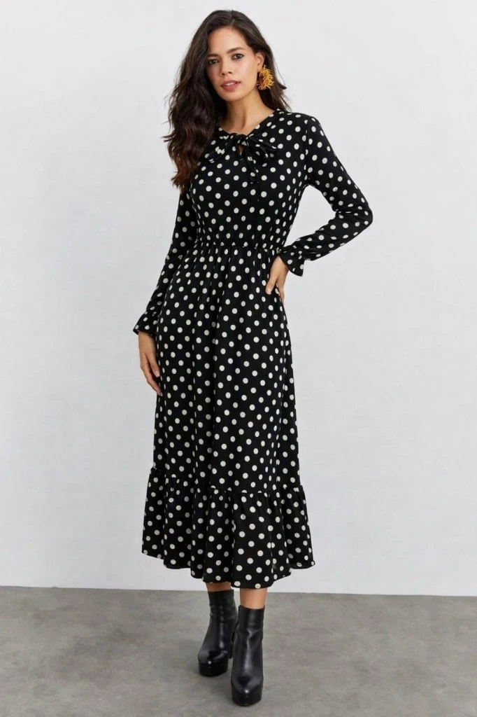 Puantiye Desenli Bağlama Detaylı Uzun Kol Midi Elbise – Siyah