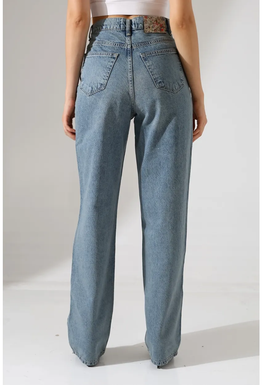 Rahat Kalıp Yüksek Bel Düz Paça Kot Pantolon