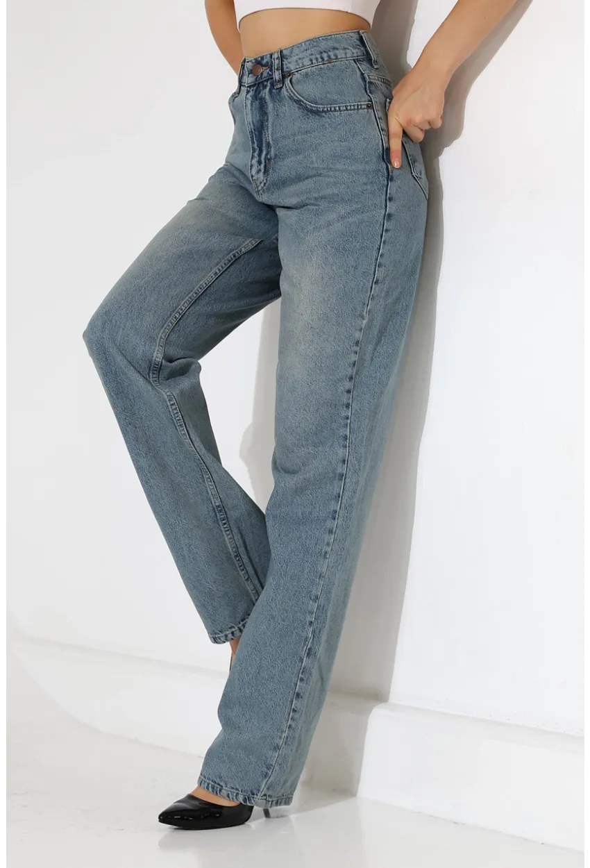 Rahat Kalıp Yüksek Bel Düz Paça Kot Pantolon