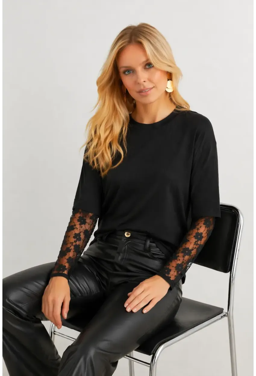 Siyah Dantel Kol Detaylı Oversize Kadın T-Shirt